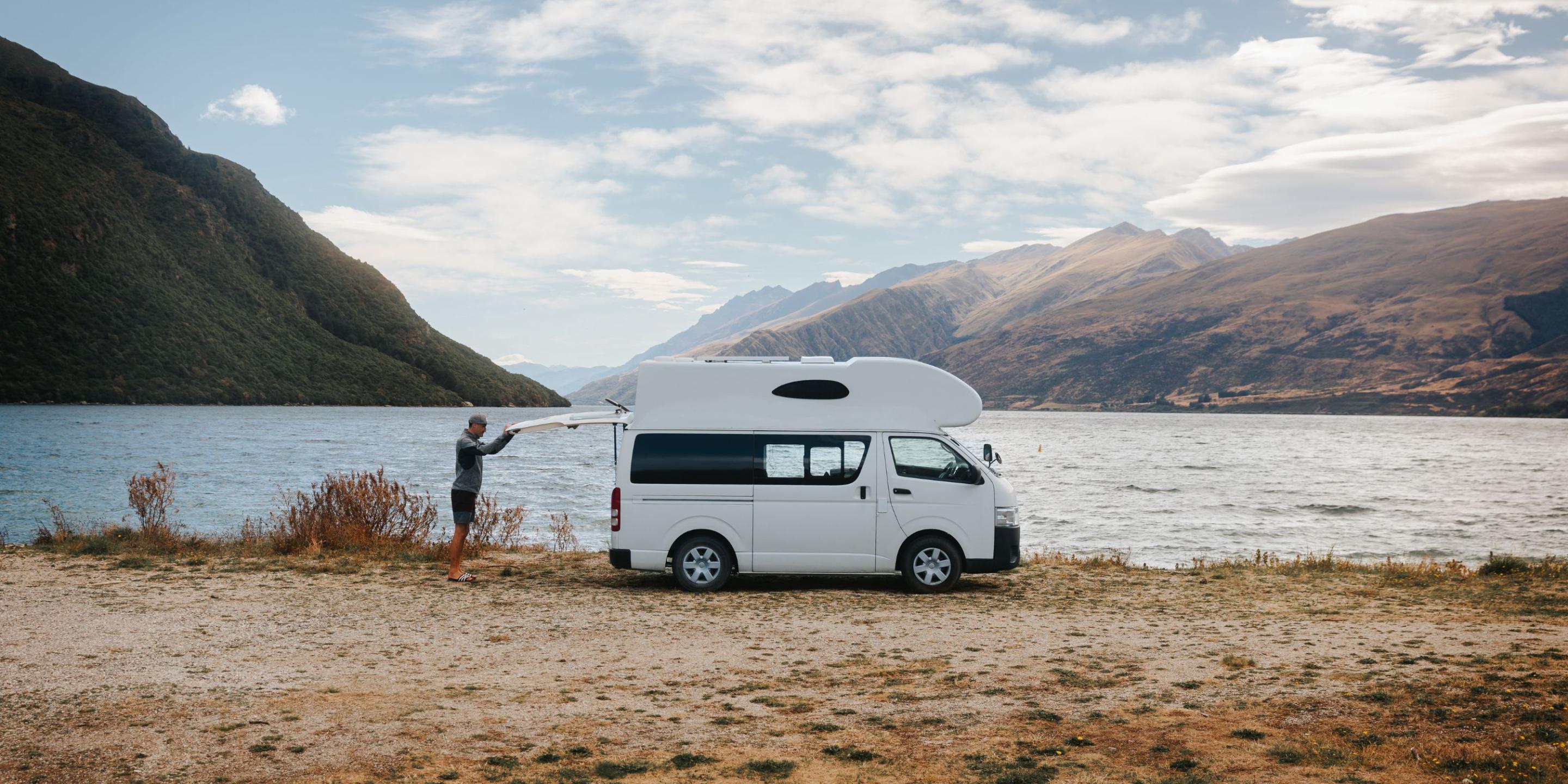 Happy 3ST Campervan Hire New Zealand 2